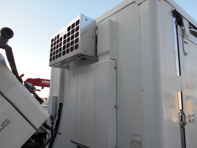 三菱ふそうキャンター冷凍車（冷蔵車）小型（2t・3t）[写真20]