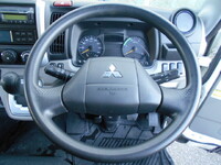 三菱ふそうキャンター冷凍車（冷蔵車）小型（2t・3t）[写真36]