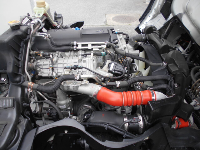 三菱ふそうキャンター保冷バン小型（2t・3t）[写真21]