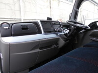 三菱ふそうキャンター保冷バン小型（2t・3t）[写真31]