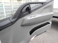 三菱ふそうキャンター保冷バン小型（2t・3t）[写真39]