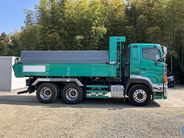 日野プロフィアダンプ大型（10t）[写真10]