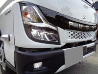 三菱ふそうキャンターコンテナ専用車小型（2t・3t）[写真12]