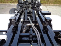 三菱ふそうキャンターコンテナ専用車小型（2t・3t）[写真19]