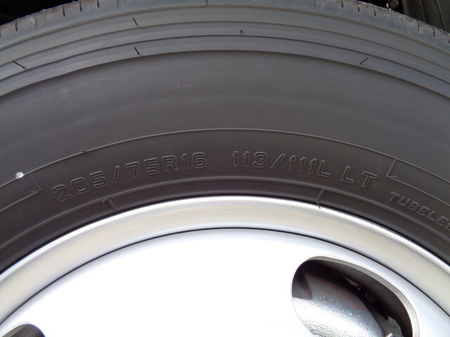 三菱ふそうキャンターコンテナ専用車小型（2t・3t）[写真22]