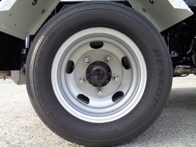 三菱ふそうキャンターコンテナ専用車小型（2t・3t）[写真23]