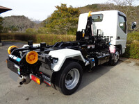 三菱ふそうキャンターコンテナ専用車小型（2t・3t）[写真05]