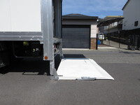 トヨタトヨエースパネルバン小型（2t・3t）[写真12]