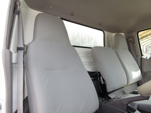 トヨタトヨエースパネルバン小型（2t・3t）[写真16]