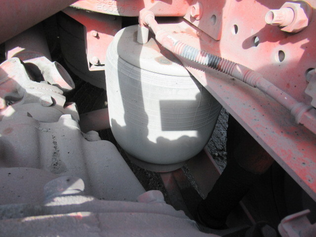 日野プロフィアトレーラーヘッド（トラクターヘッド）大型（10t）[写真17]