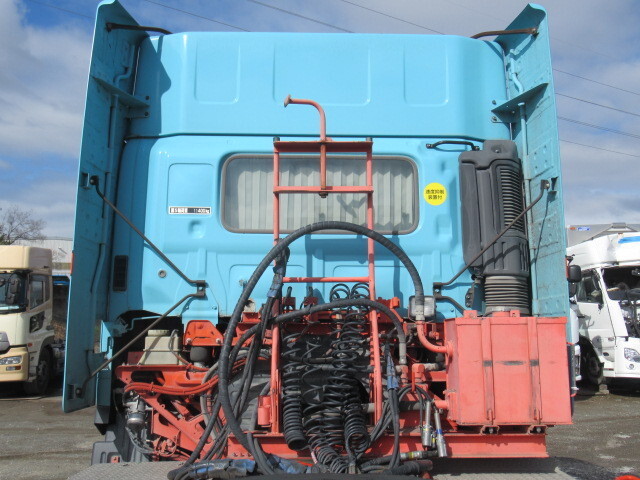 日野プロフィアトレーラーヘッド（トラクターヘッド）大型（10t）[写真06]