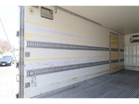 いすゞフォワード冷凍車（冷蔵車）増トン（6t・8t）[写真15]