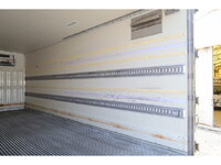 いすゞフォワード冷凍車（冷蔵車）増トン（6t・8t）[写真16]