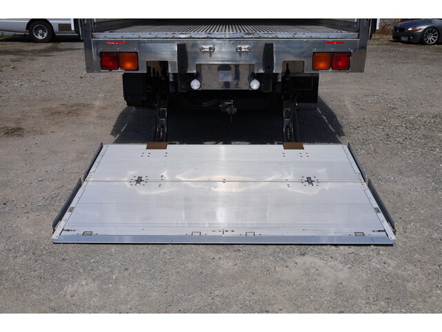 いすゞフォワード冷凍車（冷蔵車）増トン（6t・8t）[写真19]