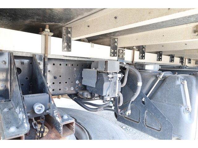 いすゞフォワード冷凍車（冷蔵車）増トン（6t・8t）[写真22]