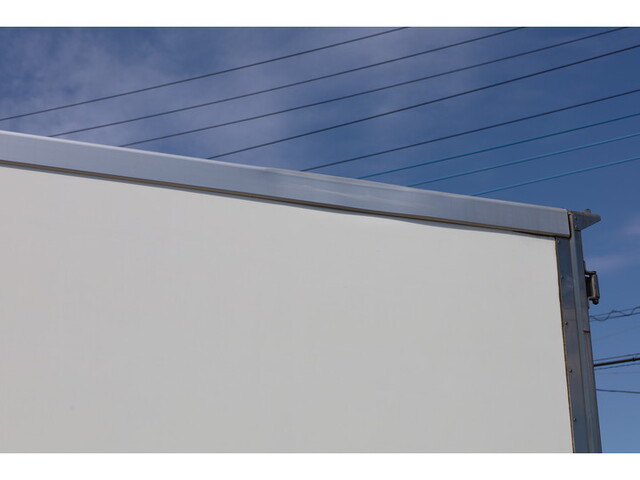 いすゞフォワード冷凍車（冷蔵車）増トン（6t・8t）[写真30]