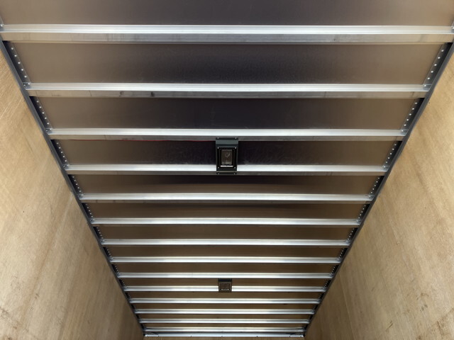 いすゞエルフアルミバン小型（2t・3t）[写真13]