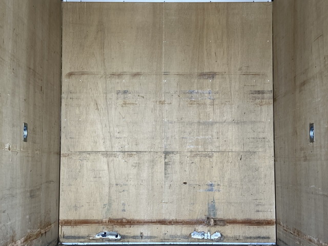 いすゞエルフアルミバン小型（2t・3t）[写真14]