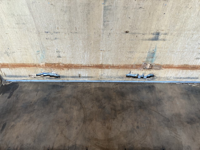 いすゞエルフアルミバン小型（2t・3t）[写真15]