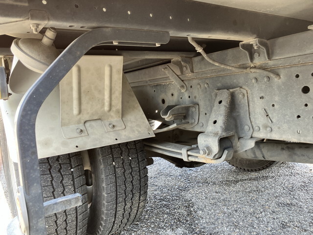 いすゞエルフアルミバン小型（2t・3t）[写真27]