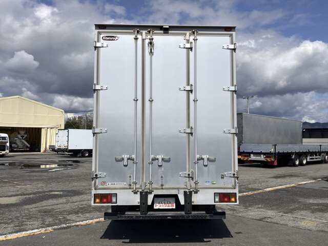 いすゞエルフアルミバン小型（2t・3t）[写真09]