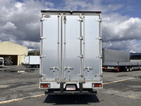 いすゞエルフアルミバン小型（2t・3t）[写真10]