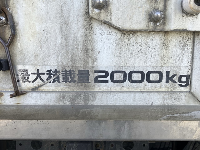 いすゞエルフパネルバン小型（2t・3t）[写真18]