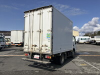 いすゞエルフパネルバン小型（2t・3t）[写真02]