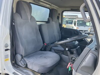 いすゞエルフパネルバン小型（2t・3t）[写真33]