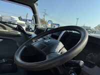 三菱ふそうキャンター冷凍車（冷蔵車）小型（2t・3t）[写真20]