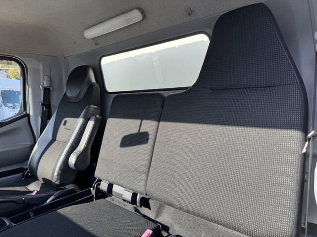 三菱ふそうキャンター冷凍車（冷蔵車）小型（2t・3t）[写真26]