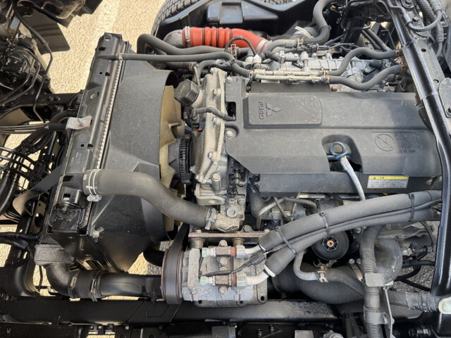 三菱ふそうキャンター冷凍車（冷蔵車）小型（2t・3t）[写真35]