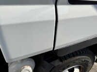 三菱ふそうキャンター冷凍車（冷蔵車）小型（2t・3t）[写真39]