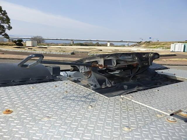 日野プロフィアトレーラーヘッド（トラクターヘッド）大型（10t）[写真11]