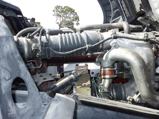 日野プロフィアトレーラーヘッド（トラクターヘッド）大型（10t）[写真27]