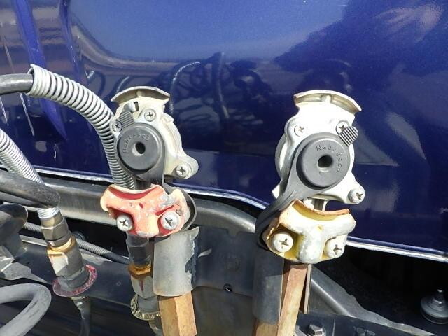 日野プロフィアトレーラーヘッド（トラクターヘッド）大型（10t）[写真07]