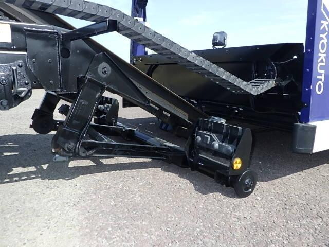 いすゞエルフキャリアカー小型（2t・3t）[写真16]