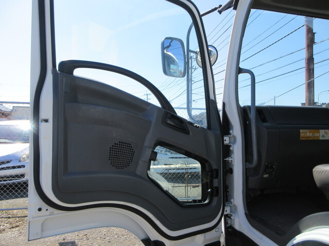 いすゞフォワード深ダンプ（土砂禁ダンプ）中型（4t）[写真18]