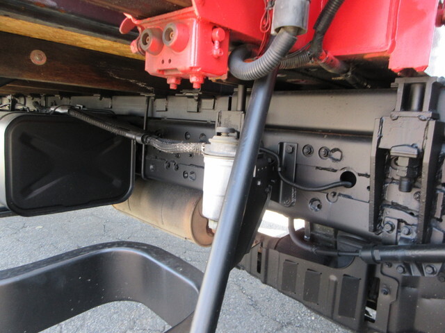 三菱ふそうキャンタークレーン4段小型（2t・3t）[写真12]