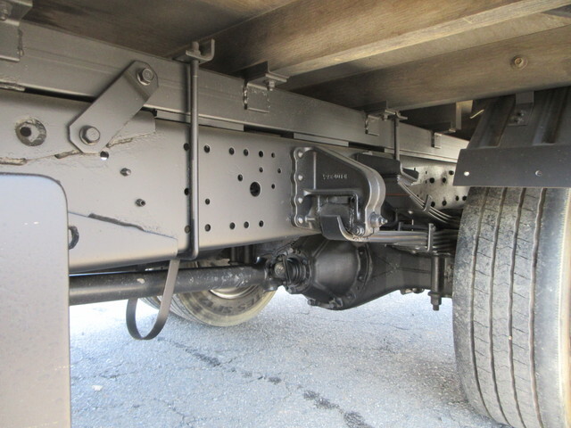 三菱ふそうキャンタークレーン4段小型（2t・3t）[写真13]