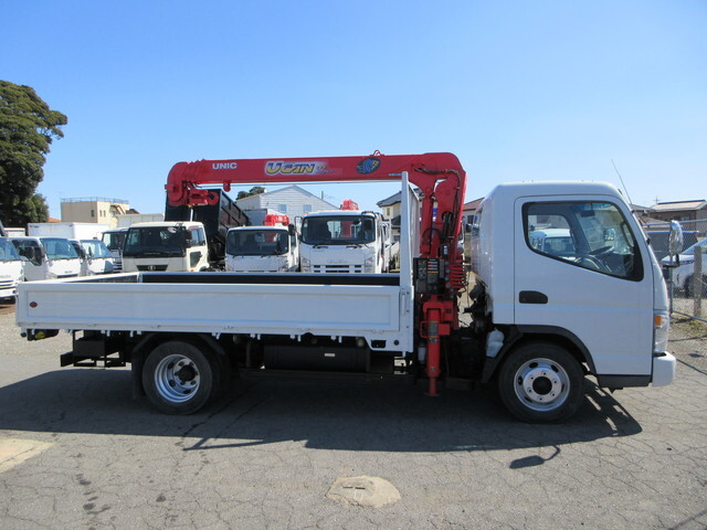 三菱ふそうキャンタークレーン4段小型（2t・3t）[写真03]