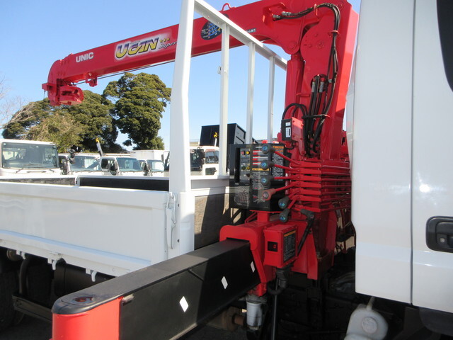 三菱ふそうキャンタークレーン4段小型（2t・3t）[写真30]