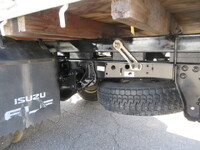 いすゞエルフクレーン3段小型（2t・3t）[写真13]