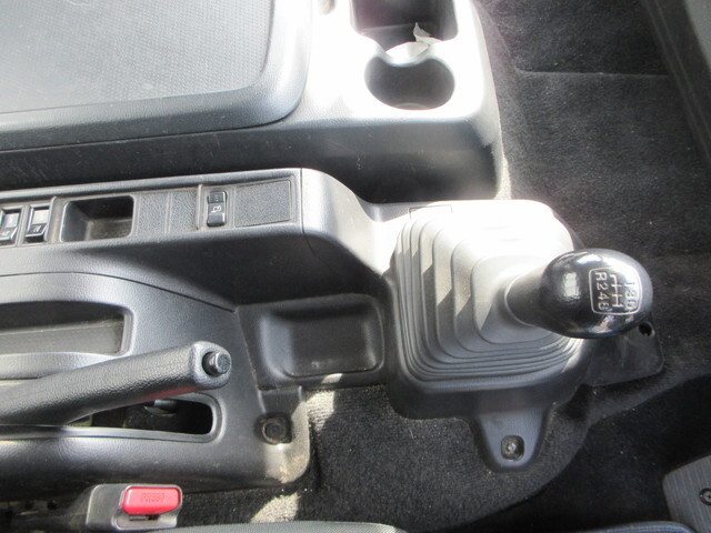 日野レンジャーアルミウイング中型（4t）[写真33]