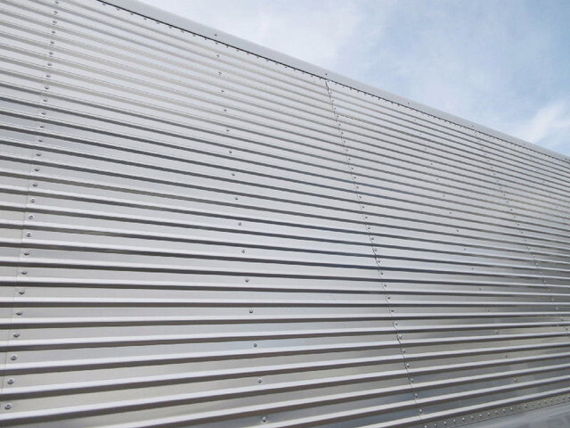 三菱ふそうファイターアルミウイング中型（4t）[写真17]