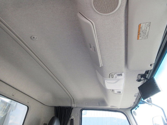 三菱ふそうファイターアルミウイング中型（4t）[写真26]