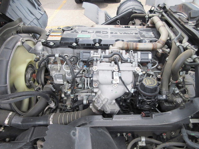 三菱ふそうファイターアルミウイング中型（4t）[写真28]