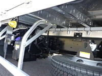 日野レンジャー冷蔵冷凍ウイング中型（4t）[写真16]