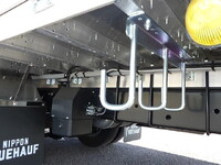 日野レンジャー冷蔵冷凍ウイング中型（4t）[写真17]