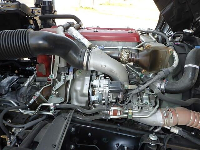 日野レンジャー冷蔵冷凍ウイング中型（4t）[写真27]